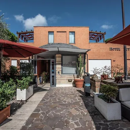 Hotel Petra 4*