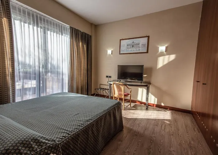 ペトラ 4* ローマ