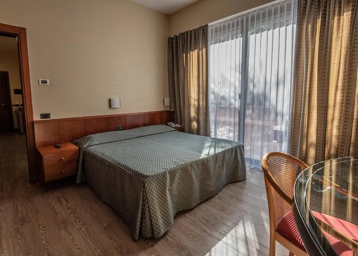 ホテル ペトラ ローマ