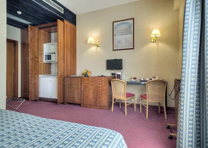 ペトラ ホテル ローマ