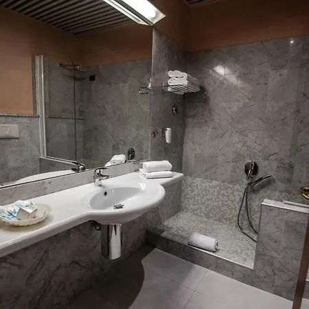 Отель Petra Рим